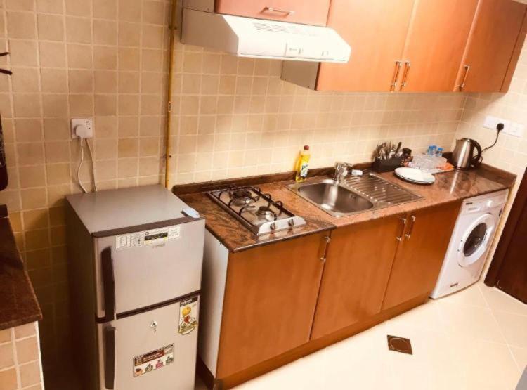 דובאי Royal Marina Inn מראה חיצוני תמונה